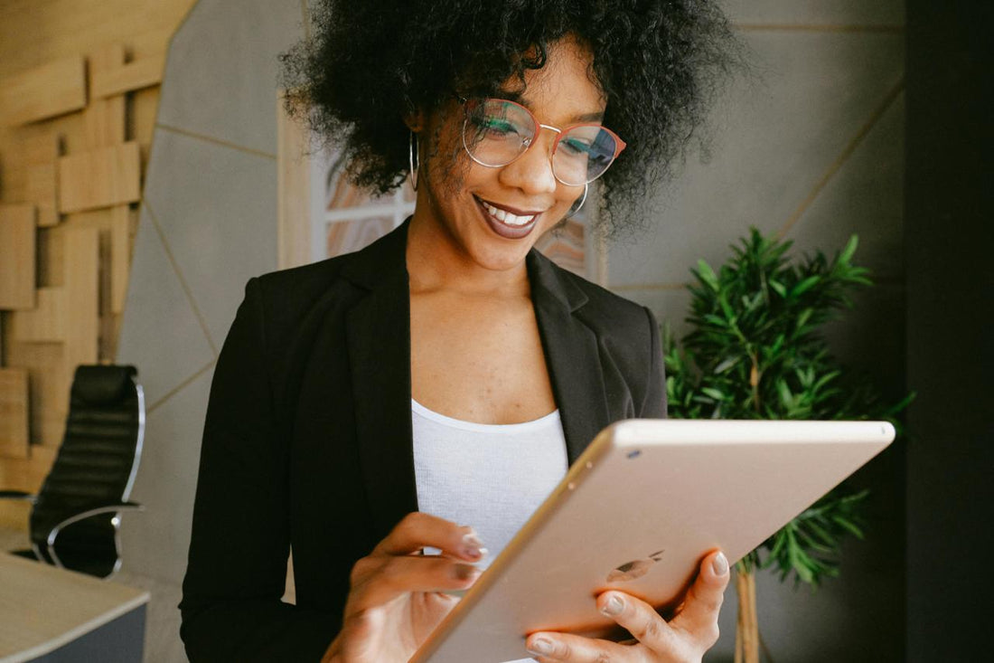 Elevate Your Professional Look: The Best Eyewear Styles for 2025 - Bôhten Eyewear