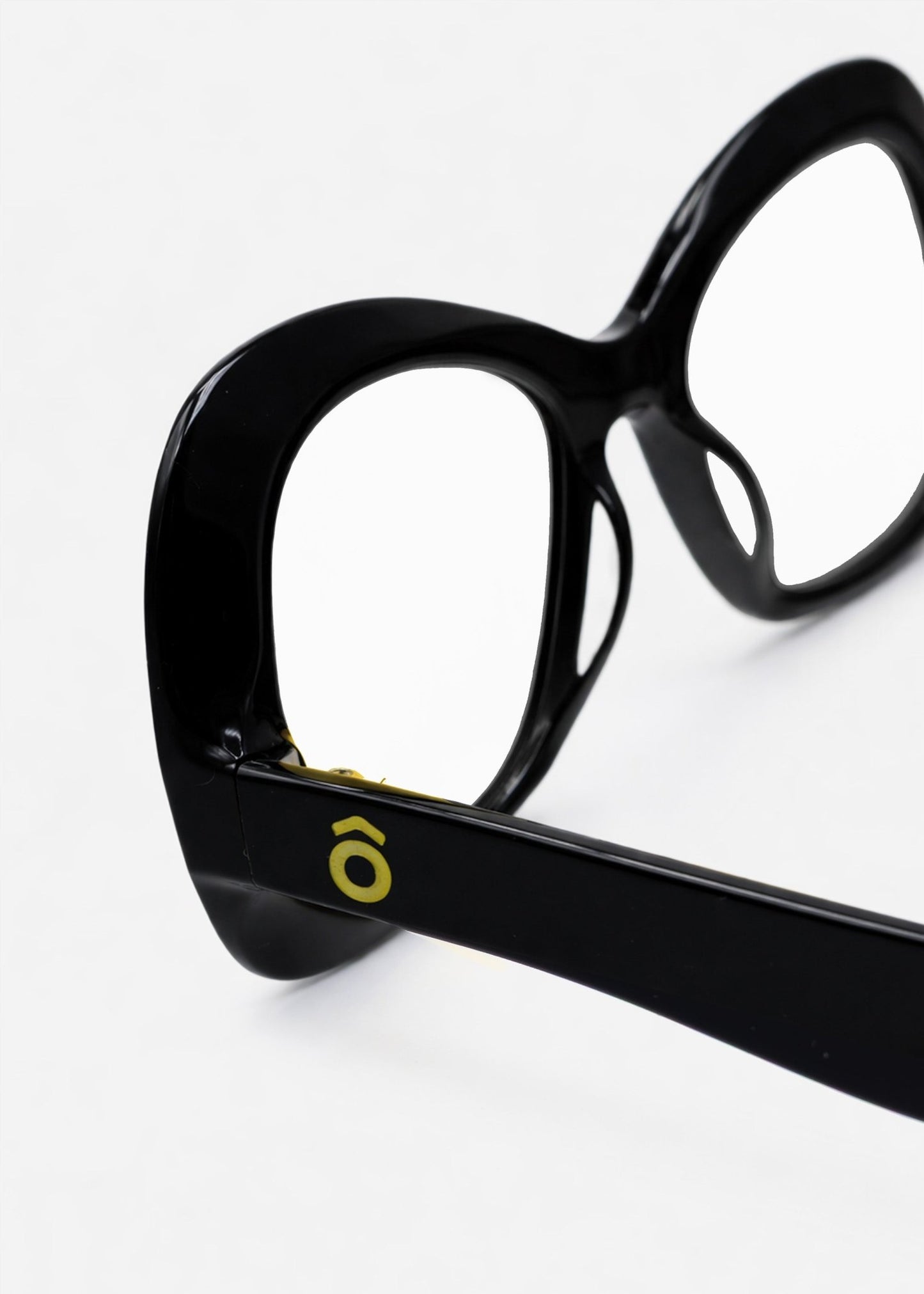 Anansi Black - Bôhten Eyewear