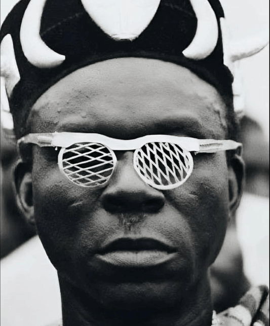 Royal Grids and Akan Chiefs: Guzang highlights The Cultural Power of Eyewear in West African Heritage - Bôhten Eyewear